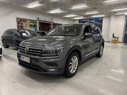 Käytetty 2018 VW Tiguan Comfortline Katumaasturi | 24 900 € (Hieman kallis)