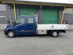 Sininen Käytetty 2017 Nissan NV400 Van | 24 800 € (Kallis)