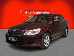 Punainen Käytetty 2011 Skoda Octavia Style Farmari | 4 480 €