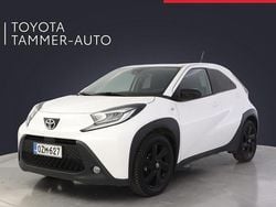 Valkoinen Käytetty 2022 Toyota Aygo X Edition Katumaasturi | 14 880 € (Perustarjous)