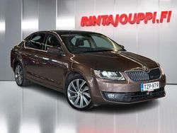 Ruskea Käytetty 2015 Skoda Octavia LAURIN & KLEMENT Viistoperä | 17 200 € (Perustarjous)