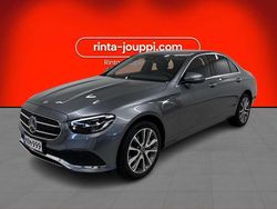 Harmaa Käytetty 2022 Mercedes E300 Edition Sedan | 39 770 € (Perustarjous)