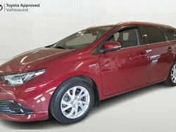 Punainen Käytetty 2018 Toyota Auris Touring Sports Active Farmari | 14 890 € (Perustarjous)