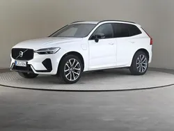 Käytetty 2022 Volvo XC60 R-Design Katumaasturi | 41 500 € (Supertarjous)