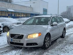 Harmaa Käytetty 2011 Volvo V70 Kinetic Farmari | 13 890 € (Kallis)