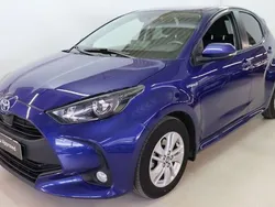 Sininen Käytetty 2021 Toyota Yaris Active Viistoperä | 19 900 € (Perustarjous)