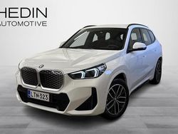Uusi 2025 BMW iX1 Katumaasturi | 54 200 € (Hieman kallis)