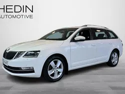Valkoinen Käytetty 2018 Skoda Octavia Style Farmari | 10 900 € (Supertarjous)