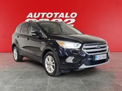 Musta Käytetty 2017 Ford Kuga Titanium Katumaasturi | 15 390 € (Perustarjous)