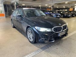 Käytetty 2021 BMW 330e Sport Line Farmari | 27 900 € (Perustarjous)