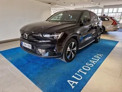 717 Käytetty 2023 Volvo EC40 Plus Katumaasturi | 43 800 € (Perustarjous)