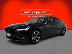 Musta Käytetty 2018 Volvo S90 Momentum Sedan | 16 990 € (Kallis)
