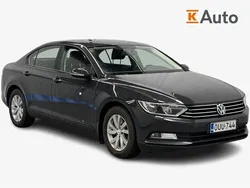 Harmaa Käytetty 2015 VW Passat Trendline Sedan | 9 700 € (Perustarjous)