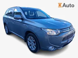Käytetty 2014 Mitsubishi Outlander P-HEV Instyle Farmari | 11 900 € (Hyvä tarjous)