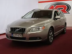 Käytetty 2007 Volvo V70 Summum Farmari | 7 490 € (Perustarjous)