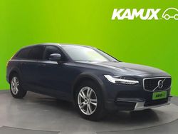 Sininen Käytetty 2019 Volvo V90 CC Plus Farmari | 23 940 € (Hyvä tarjous)