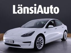 Valkoinen Käytetty 2021 Tesla Model 3 Standard Range Plus Sedan | 21 850 € (Perustarjous)