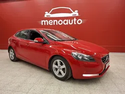 Punainen Käytetty 2013 Volvo V40 Kinetic Farmari | 9 950 € (Perustarjous)