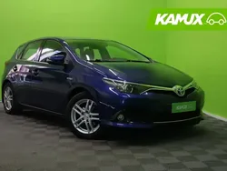 Sininen Käytetty 2017 Toyota Auris Hybrid Active Sedan | 15 390 € (Perustarjous)