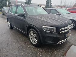 Käytetty 2021 Mercedes GLB200 Business Katumaasturi | 25 800 €