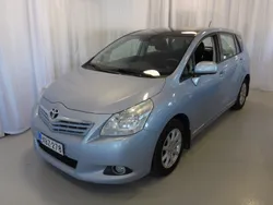 Sininen Käytetty 2011 Toyota Verso Edition Tila-auto | 5 950 € (Perustarjous)