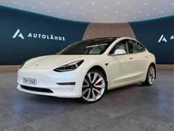 Käytetty 2019 Tesla Model 3 Performance Sedan | 22 870 € (Perustarjous)