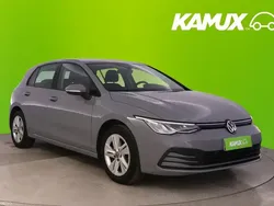 Hopea / harmaa Käytetty 2022 VW Golf VIII Comfortline Sedan | 21 780 € (Hyvä tarjous)