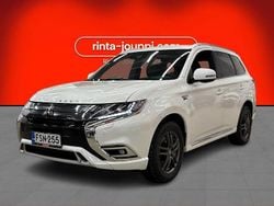 Käytetty 2019 Mitsubishi Outlander P-HEV Instyle Katumaasturi | 19 490 € (Perustarjous)