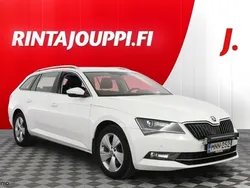 Valkoinen Käytetty 2018 Skoda Superb Business Line Farmari | 14 680 € (Perustarjous)