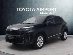 Musta Käytetty 2022 Toyota Yaris Cross Active Katumaasturi | 25 990 € (Perustarjous)