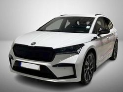 Valkoinen Käytetty 2022 Skoda Enyaq iV SportLine Katumaasturi | 33 800 € (Hieman kallis)