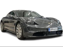 Harmaa Käytetty 2020 Porsche Taycan Turbo Sedan | 67 750 €