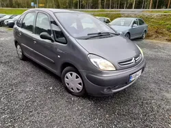 Harmaa Käytetty 2003 Citroën Xsara Picasso Tila-auto | 3 950 €