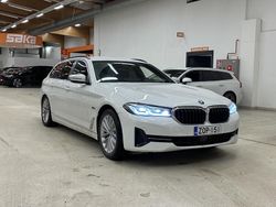 Käytetty 2022 BMW 530e Farmari | 25 900 € (Perustarjous)