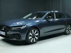 Sininen Uusi 2024 Volvo V90 Performance Farmari | 64 850 € (Kallis)