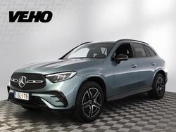 Harmaa Käytetty 2025 Mercedes GLC300e Business Katumaasturi | 75 900 € (Kallis)