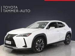 Valkoinen Käytetty 2024 Lexus UX 250h Business Edition Katumaasturi | 39 480 € (Hieman kallis)