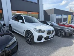 Käytetty 2020 BMW X5 M Sport Katumaasturi | 49 900 € (Perustarjous)
