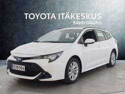 Valkoinen Käytetty 2024 Toyota Corolla Active Farmari | 28 490 € (Perustarjous)