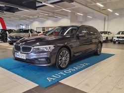 Musta Käytetty 2019 BMW 520 Sport Line Farmari | 32 900 €
