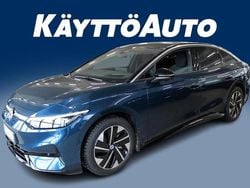 Sininen Käytetty 2025 VW ID.7 Pro Sedan | 49 900 € (Supertarjous)