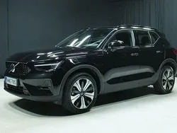 Käytetty 2023 Volvo XC40 Plus Katumaasturi | 38 800 € (Hieman kallis)