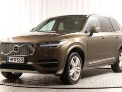 Peessi Käytetty 2016 Volvo XC90 Inscription Katumaasturi | 28 600 € (Perustarjous)