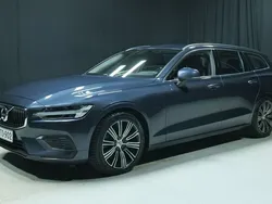 Met. sininen Käytetty 2022 Volvo V60 Inscription Farmari | 36 200 € (Perustarjous)
