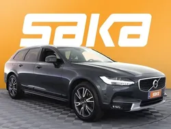 Käytetty 2017 Volvo V90 CC Business Edition Farmari | 33 790 € (Hieman kallis)