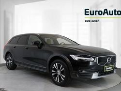 Musta Käytetty 2018 Volvo V90 CC Business Edition Farmari | 40 800 € (Kallis)