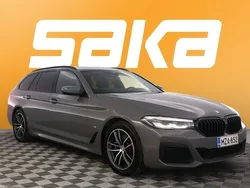 Harmaa Käytetty 2021 BMW 530e M Sport Farmari | 28 990 € (Hyvä tarjous)