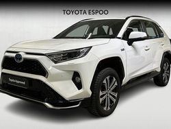 Valkoinen Käytetty 2022 Toyota RAV4 Active Katumaasturi | 38 990 € (Perustarjous)