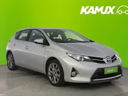 Hopea / harmaa Käytetty 2013 Toyota Auris Hybrid Premium Sedan | 11 360 € (Hyvä tarjous)