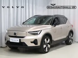Harmaa Käytetty 2024 Volvo XC40 Ultimate Katumaasturi | 49 900 € (Kallis)